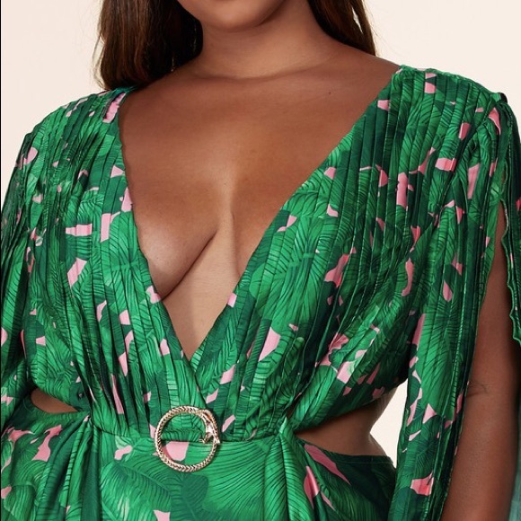 LATISTE Plus Size Tropical Leaf Floral Maxi Dress - Picture 3 of 14